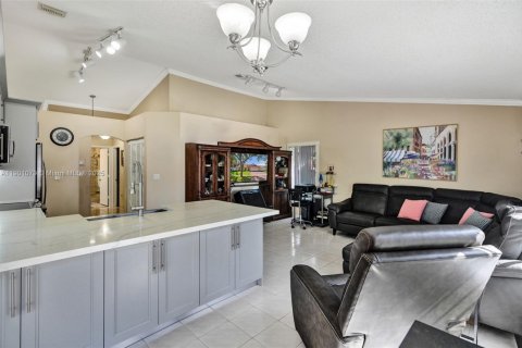 Купить виллу или дом в Мирамар, Флорида 3 спальни, 151.62м2, № 1966094 - фото 17