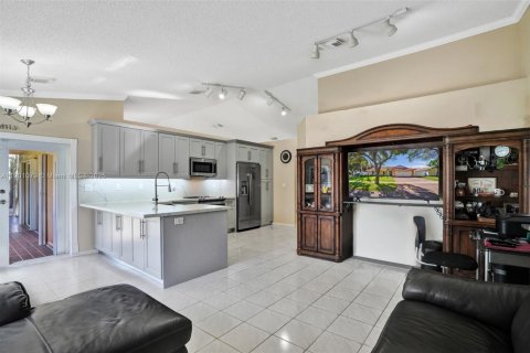 Купить виллу или дом в Мирамар, Флорида 3 спальни, 151.62м2, № 1966094 - фото 20