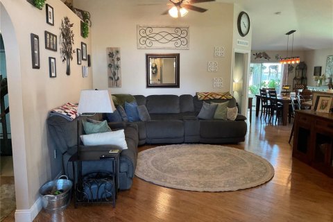 House in Titusville, Florida 3 bedrooms, 136.38 sq.m. № 1740458 - photo 3