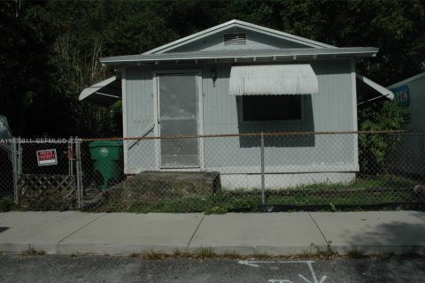 Купить виллу или дом в Майами, Флорида 2 спальни, 79.15м2, № 1992113 - фото 5