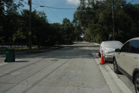 Купить виллу или дом в Майами, Флорида 2 спальни, 79.15м2, № 1992113 - фото 7