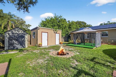 House in Largo, Florida 4 bedrooms, 130.43 sq.m. № 1912142 - photo 22