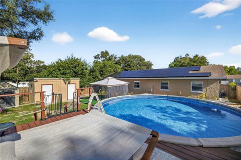 House in Largo, Florida 4 bedrooms, 130.43 sq.m. № 1912142 - photo 4