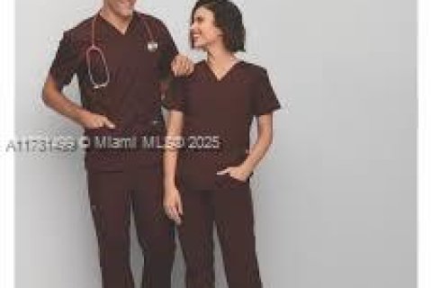 Commercial property in North Palm Beach, Florida № 2048604