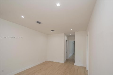 Villa ou maison à vendre à Doral, Floride: 3 chambres, 209.68 m2 № 2030599 - photo 27