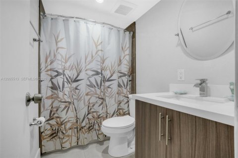 Снять в аренду таунхаус в Хайалиа, Флорида 2 спальни, 107.86м2, № 2069450 - фото 23