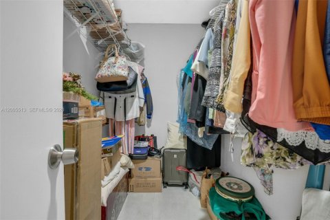 Снять в аренду таунхаус в Хайалиа, Флорида 2 спальни, 107.86м2, № 2069450 - фото 24