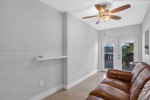 Снять в аренду таунхаус в Хайалиа, Флорида 2 спальни, 107.86м2, № 2069450 - фото 15