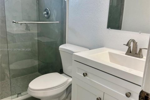 Casa en alquiler en Homestead, Florida, 3 dormitorios, 193.14 m2 № 1987170 - foto 22