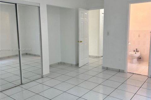 Casa en alquiler en Homestead, Florida, 3 dormitorios, 193.14 m2 № 1987170 - foto 27