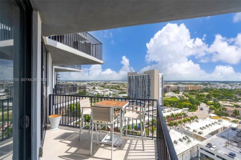 Condo in Doral, Florida, 2 bedrooms  № 2352936 - photo 23