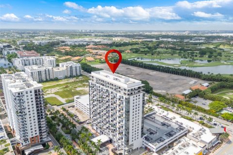 Condo in Doral, Florida, 2 bedrooms  № 2352936 - photo 25