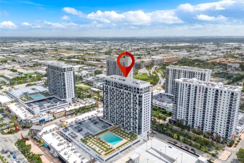 Condo in Doral, Florida, 2 bedrooms  № 2352936 - photo 28