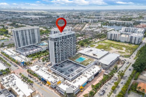 Condo in Doral, Florida, 2 bedrooms  № 2352936 - photo 26
