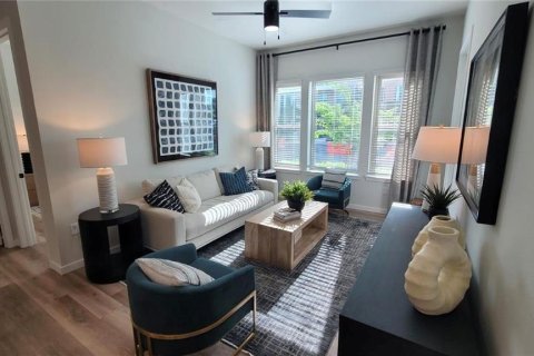 Apartamento en alquiler en Tampa, Florida, 2 dormitorios, 102.01 m2 № 1841474 - foto 3