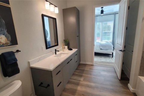Apartamento en alquiler en Tampa, Florida, 2 dormitorios, 102.01 m2 № 1841474 - foto 5