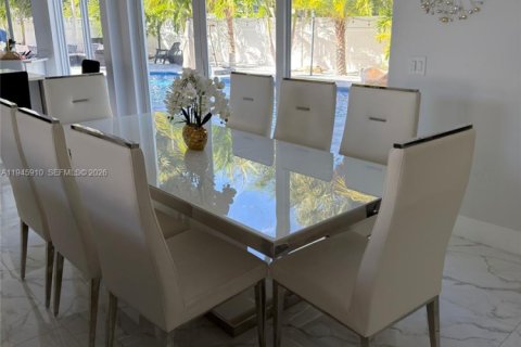 Villa ou maison à vendre à Boca Raton, Floride: 5 chambres, 284.47 m2 № 2002164 - photo 8