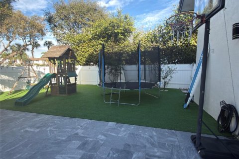 Villa ou maison à vendre à Boca Raton, Floride: 5 chambres, 284.47 m2 № 2002164 - photo 21