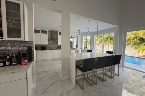 Villa ou maison à vendre à Boca Raton, Floride: 5 chambres, 284.47 m2 № 2002164 - photo 17