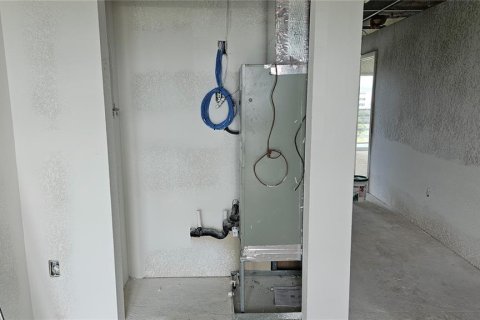 Propiedad comercial en venta en Englewood, Florida, 85.56 m2 № 2206501 - foto 6