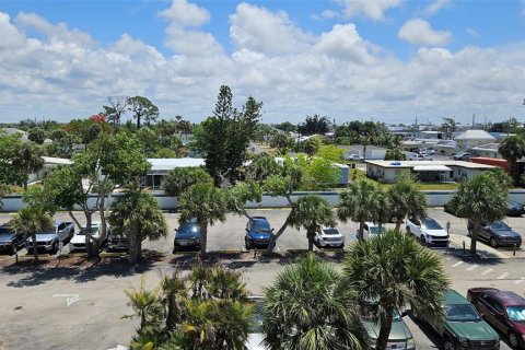 Propiedad comercial en venta en Englewood, Florida, 85.56 m2 № 2206501 - foto 21