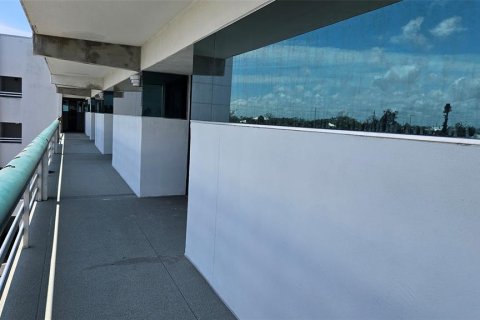 Propiedad comercial en venta en Englewood, Florida, 85.56 m2 № 2206501 - foto 23