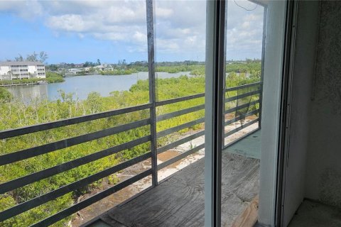 Propiedad comercial en venta en Englewood, Florida, 85.56 m2 № 2206501 - foto 13