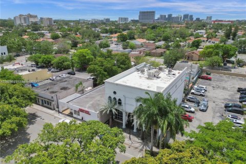 Immobilier commercial à vendre à Miami, Floride № 1887458 - photo 5