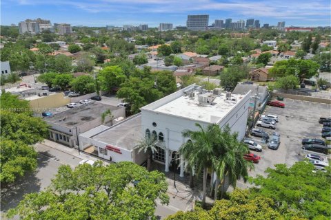 Immobilier commercial à vendre à Miami, Floride № 1887458 - photo 4