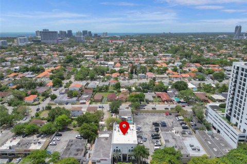 Immobilier commercial à vendre à Miami, Floride № 1887458 - photo 6