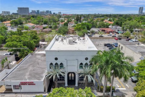Immobilier commercial à vendre à Miami, Floride № 1887458 - photo 1