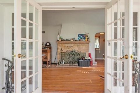 House in Redington Beach, Florida 5 bedrooms, 359.07 sq.m. № 1847103 - photo 25