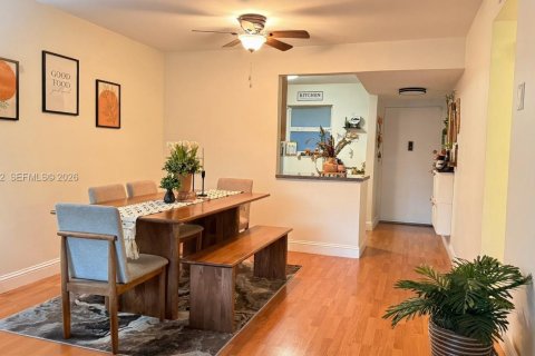 Condo in Plantation, Florida, 2 bedrooms  № 2043982 - photo 7