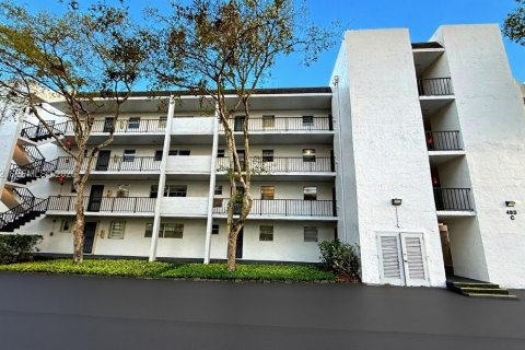 Condo in Plantation, Florida, 2 bedrooms  № 2043982 - photo 19