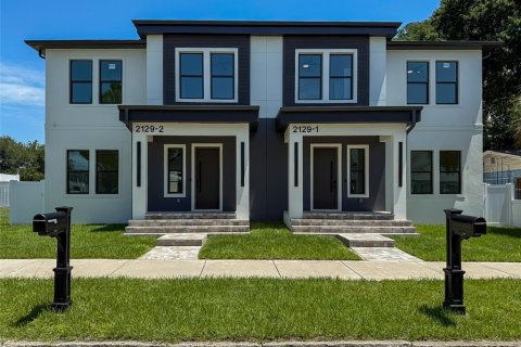 Adosado en alquiler en Tampa, Florida, 4 dormitorios, 196.95 m2 № 1815450 - foto 1
