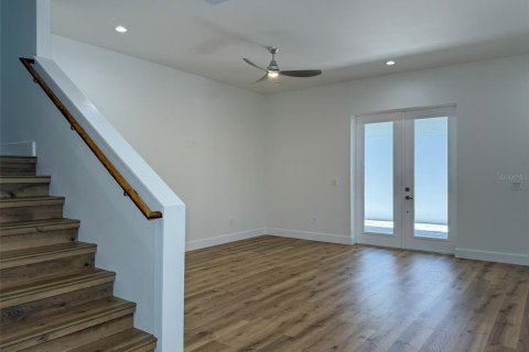 Adosado en alquiler en Tampa, Florida, 4 dormitorios, 196.95 m2 № 1815450 - foto 12