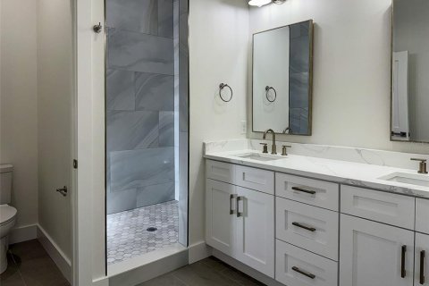 Adosado en alquiler en Tampa, Florida, 4 dormitorios, 196.95 m2 № 1815450 - foto 28