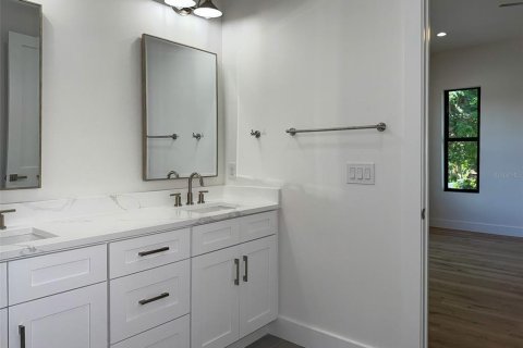 Adosado en alquiler en Tampa, Florida, 4 dormitorios, 196.95 m2 № 1815450 - foto 27