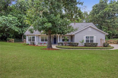 House in Ocala, Florida 3 bedrooms, 215.81 sq.m. № 2236140 - photo 17