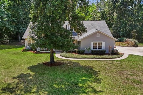 House in Ocala, Florida 3 bedrooms, 215.81 sq.m. № 2236140 - photo 4