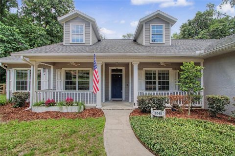 House in Ocala, Florida 3 bedrooms, 215.81 sq.m. № 2236140 - photo 20