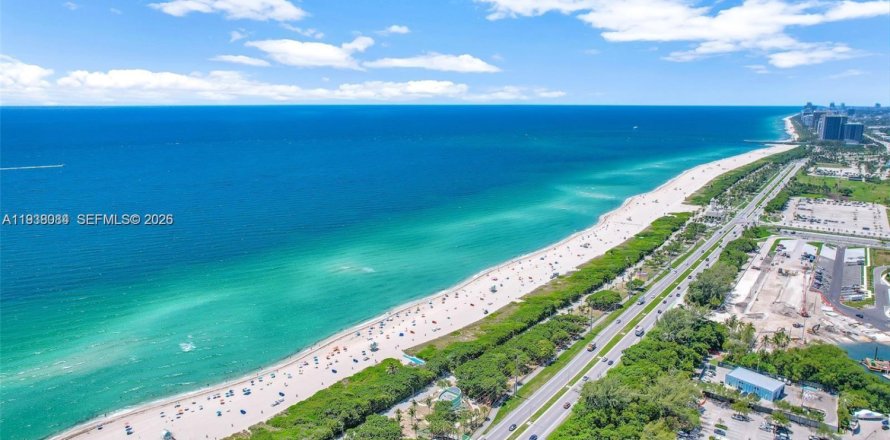 Condo à Sunny Isles Beach, Floride, 1 chambre  № 1995763