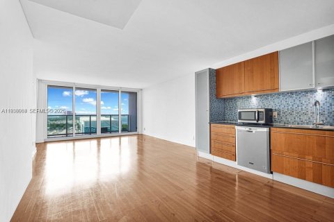 Copropriété à louer à Sunny Isles Beach, Floride: 1 chambre, 92.07 m2 № 1995763 - photo 13