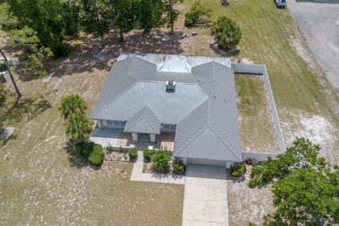 Villa ou maison à vendre à Longwood, Floride: 3 chambres, 184.5 m2 № 2124268 - photo 2