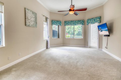 House in Port St. Lucie, Florida 4 bedrooms, 305.37 sq.m. № 2190046 - photo 23