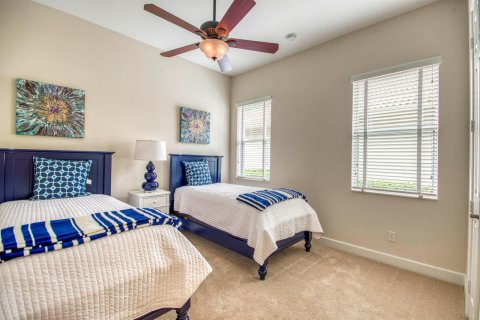 House in Port St. Lucie, Florida 4 bedrooms, 305.37 sq.m. № 2190046 - photo 27