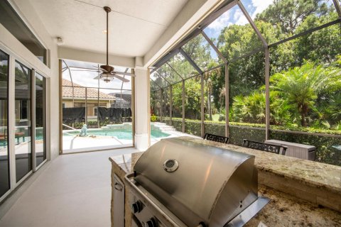House in Port St. Lucie, Florida 4 bedrooms, 305.37 sq.m. № 2190046 - photo 7