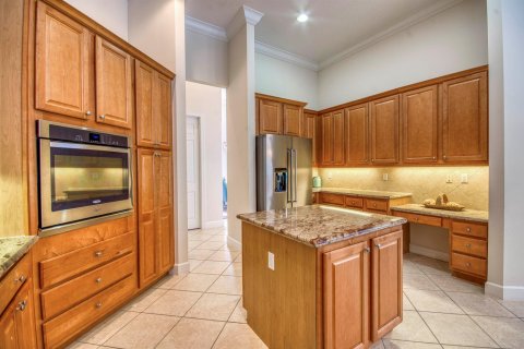 House in Port St. Lucie, Florida 4 bedrooms, 305.37 sq.m. № 2190046 - photo 16