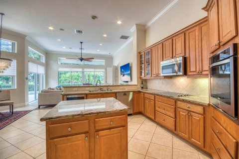 House in Port St. Lucie, Florida 4 bedrooms, 305.37 sq.m. № 2190046 - photo 15