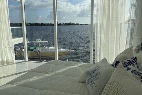 Купить виллу или дом в Биг-Пайн-Ки, Флорида 4 спальни, 195.09м2, № 2009069 - фото 23